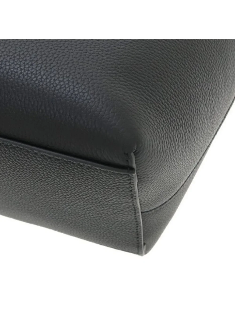 Loewe brand size